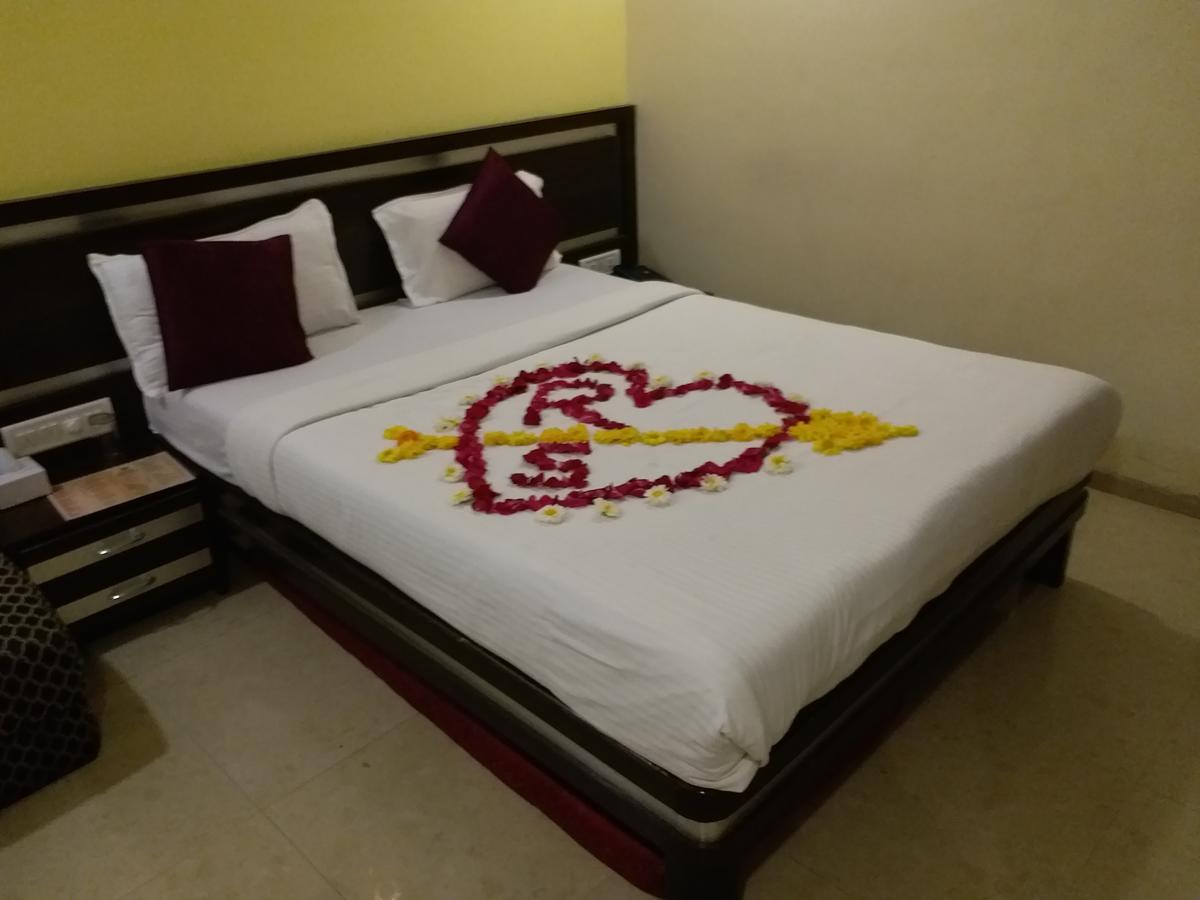 Hotel K.C Residency Bombay Extérieur photo